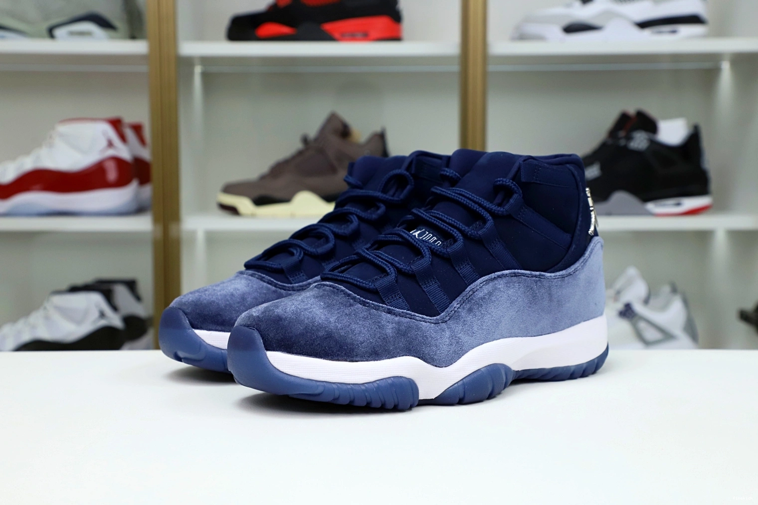 11 JORDAN AIR NAVY MIDNIGHT RETRO 0909
